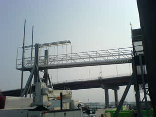 aluminum telescoping gangway system
