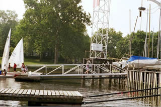 Riverton Yacht Club aluminum gangway